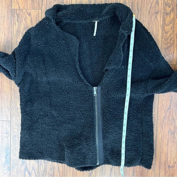 Free People Wool Oversized Teddy Moto Jacket Sweater Size Medium - Picture 14 of 15